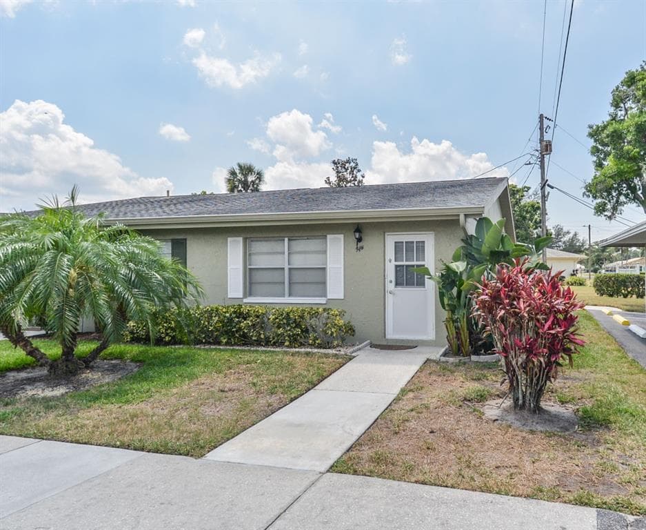 302 CANTON COURT UNIT 50 SUN CITY CENTER, FL 33573