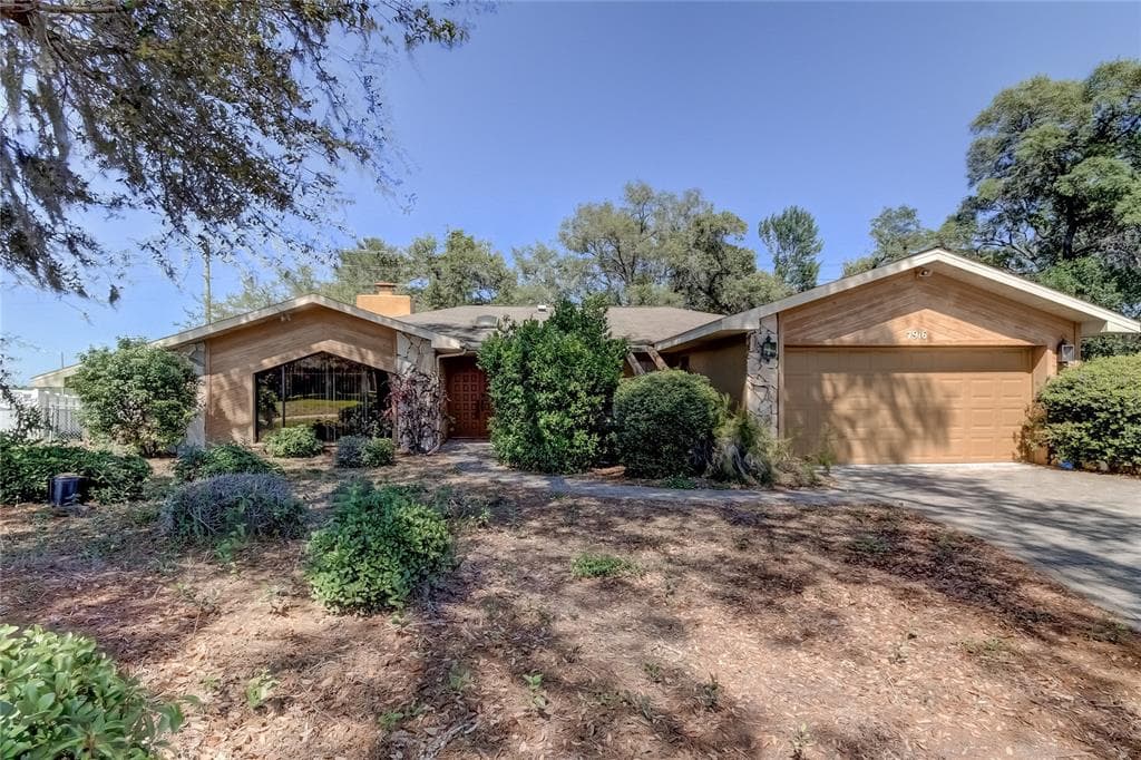 7916 RUSTY HOOK COURT HUDSON, FL 34667
