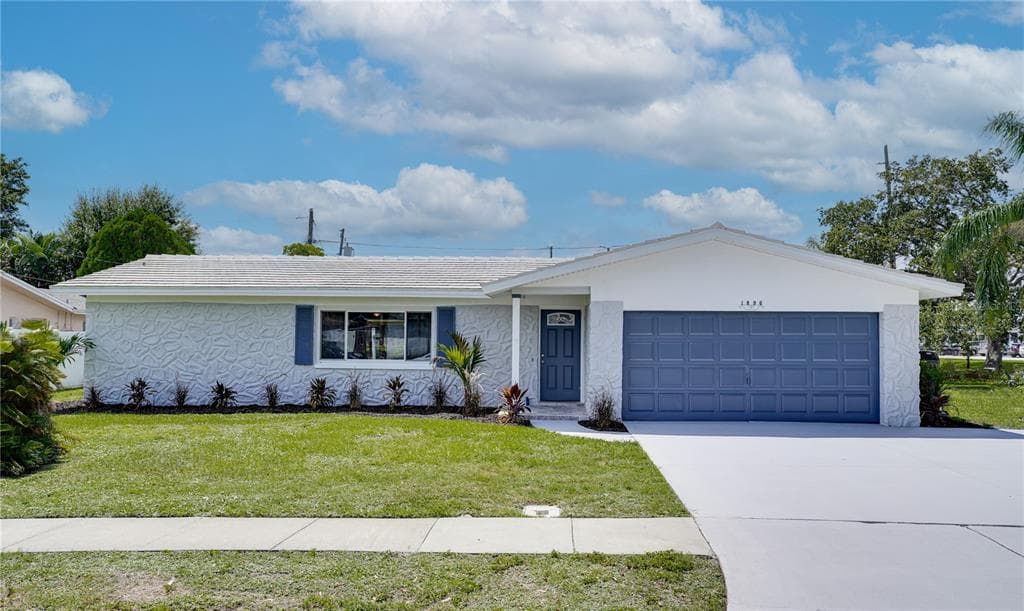 1896 PRINCETON DRIVE CLEARWATER, FL 33765