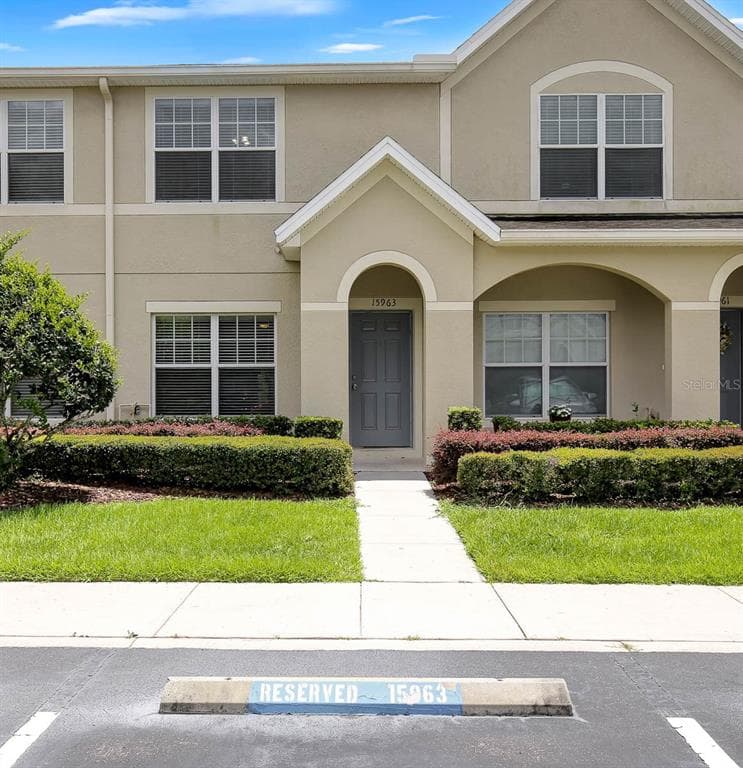 15963 FISHHAWK VIEW DRIVE LITHIA, FL 33547