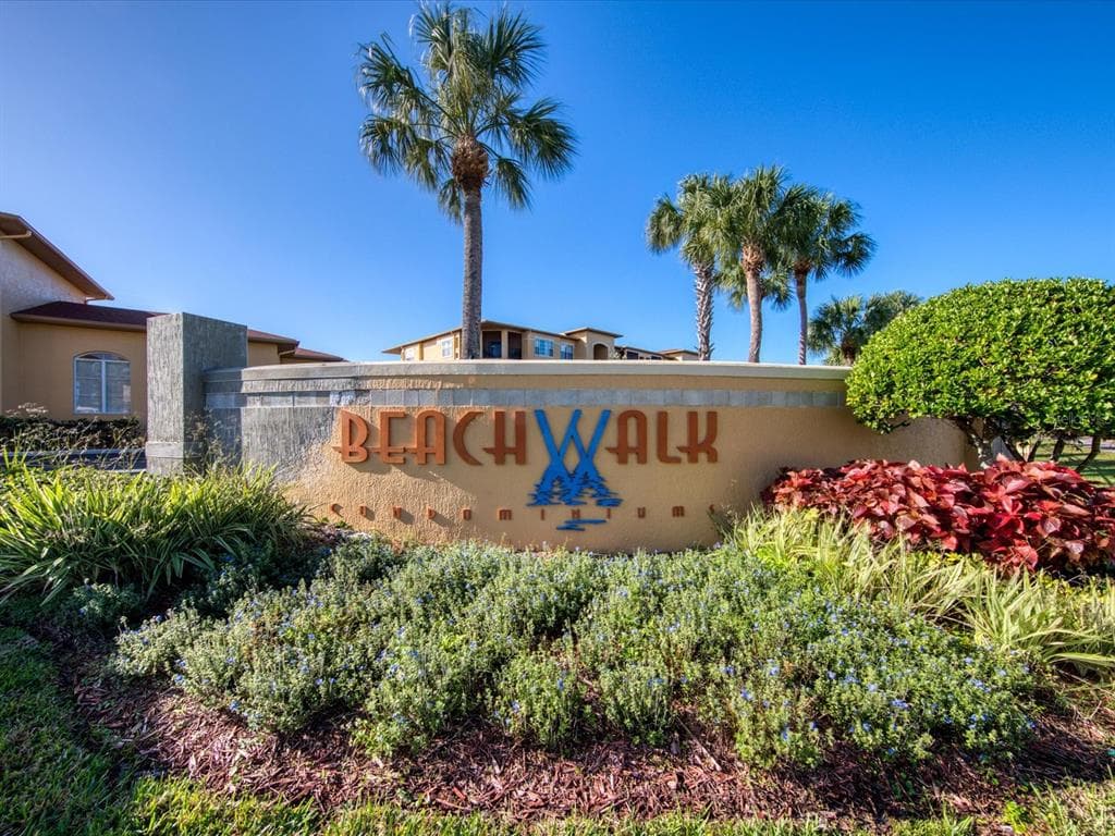 4323 BAYSIDE VILLAGE DRIVE UNIT 325 TAMPA, FL 33615