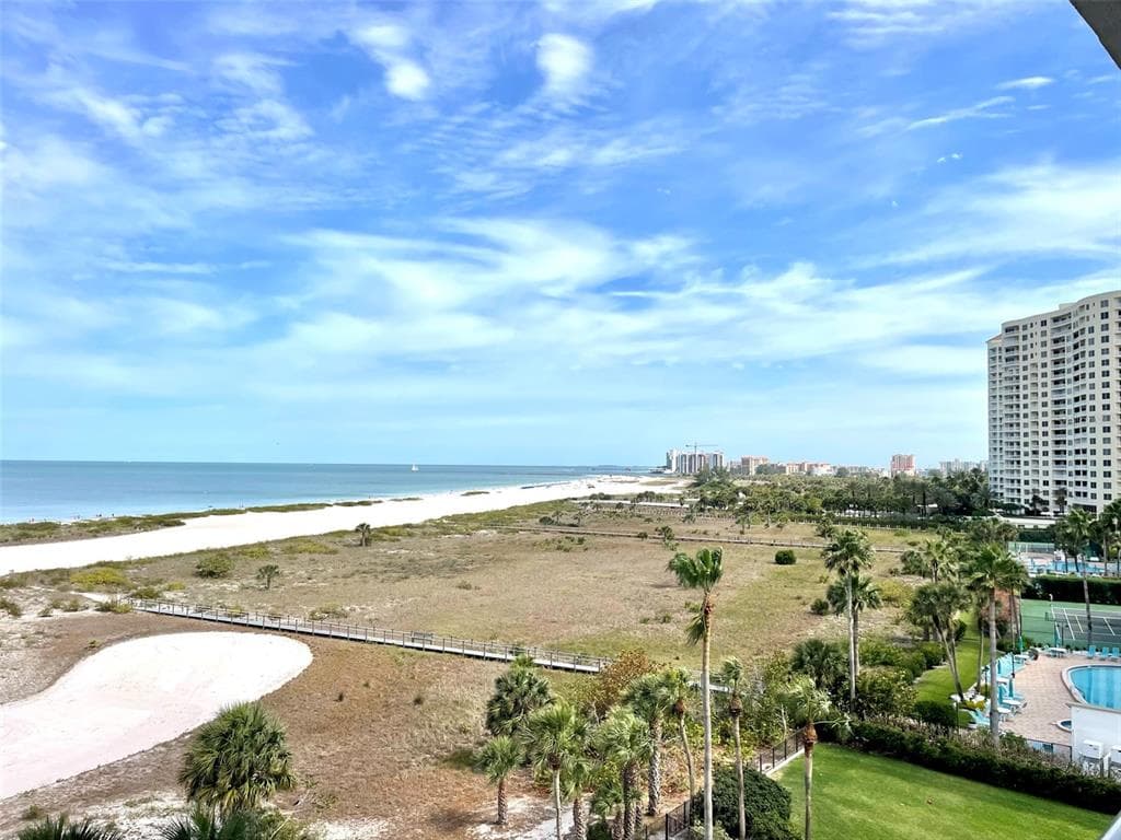 1270 GULF BOULEVARD UNIT 706 CLEARWATER, FL 33767