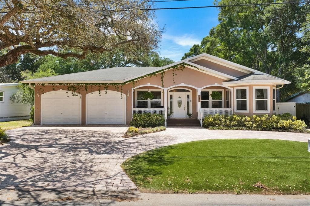905 S PALM DRIVE LARGO, FL 33770