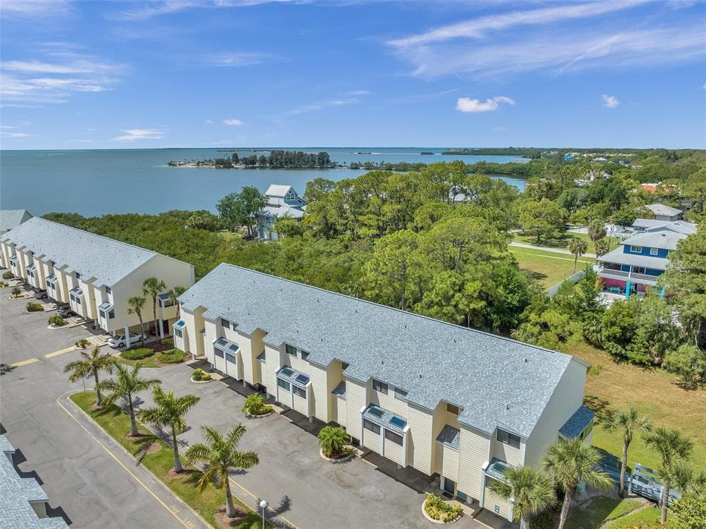 1500 SUNSET ROAD UNIT B7 TARPON SPRINGS, FL 34689