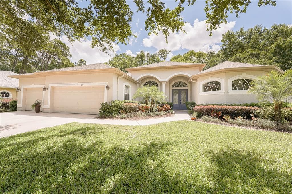 1734 HIGHLAND OAKS BOULEVARD LUTZ, FL 33559