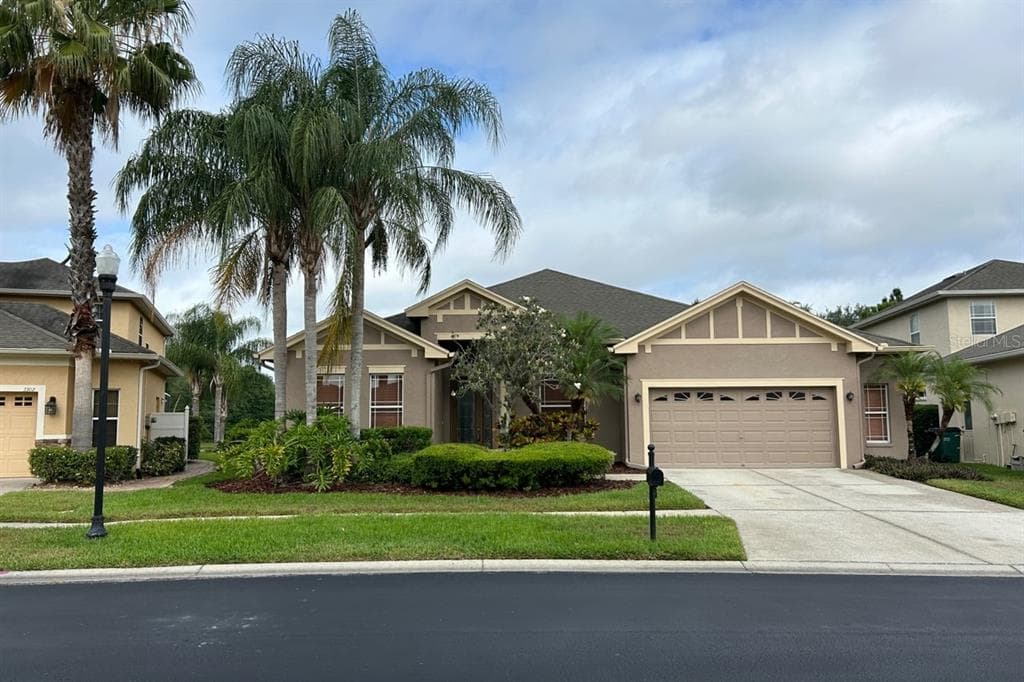 3254 GRASSGLEN PLACE WESLEY CHAPEL, FL 33544