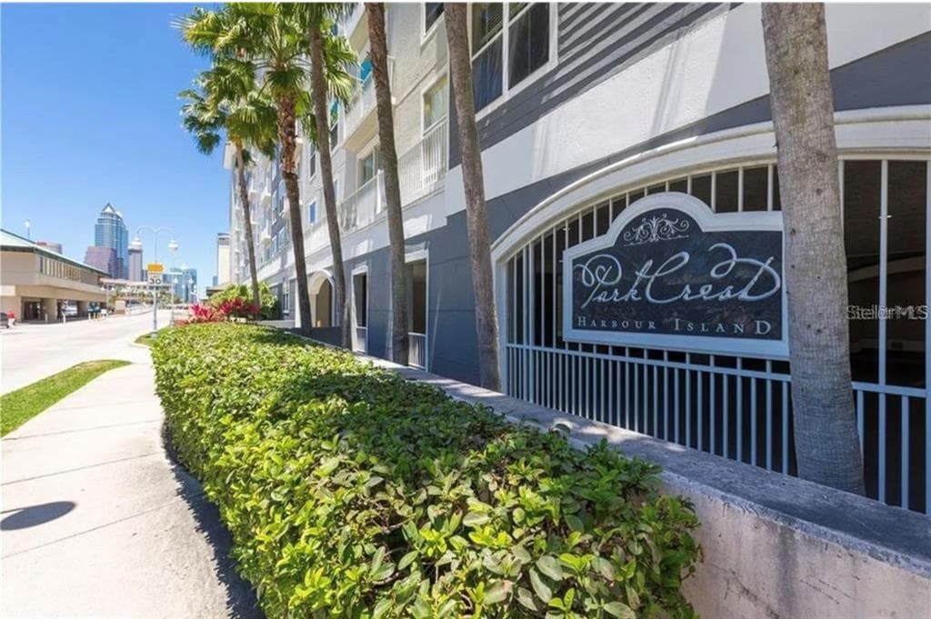 700 S HARBOUR ISLAND BOULEVARD UNIT 843 TAMPA, FL 33602