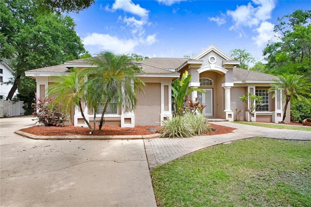 403 TOMAHAWK TRAIL BRANDON, FL 33511
