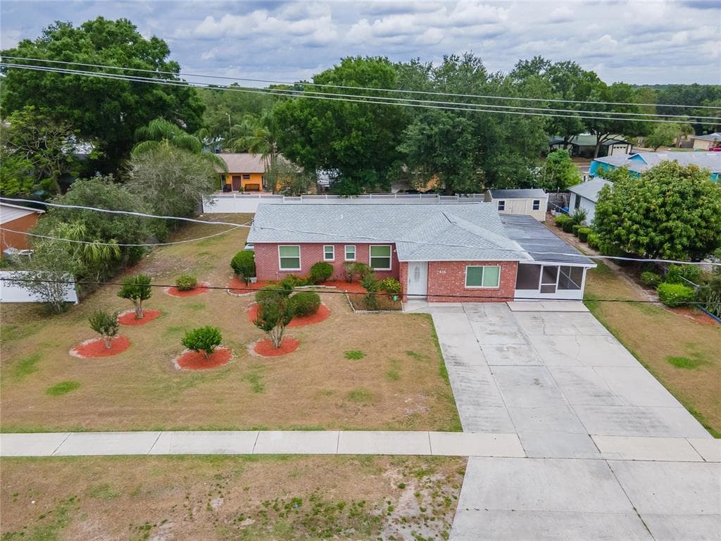 616 E WHEELER ROAD SEFFNER, FL 33584