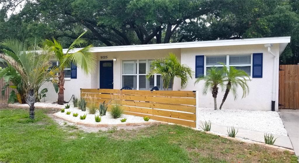9025 93RD STREET SEMINOLE, FL 33777