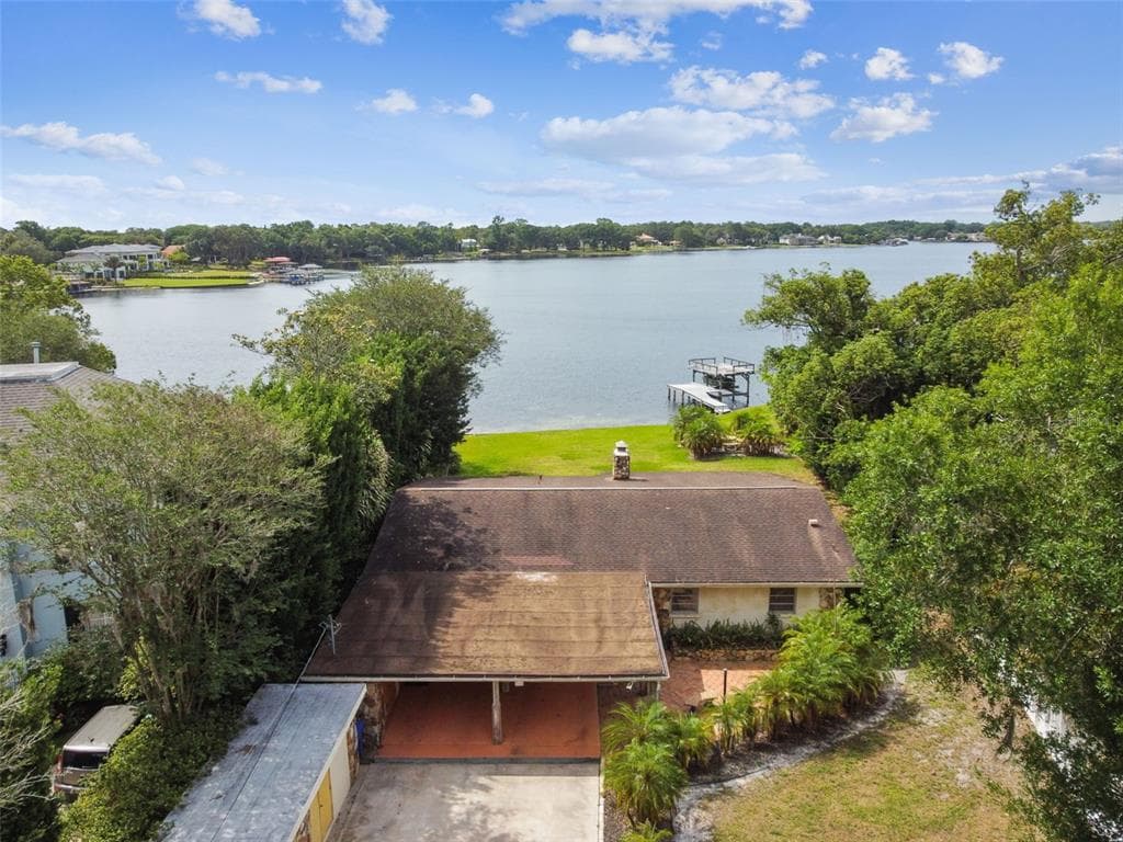 12103 LAKE CARROLL DRIVE TAMPA, FL 33618