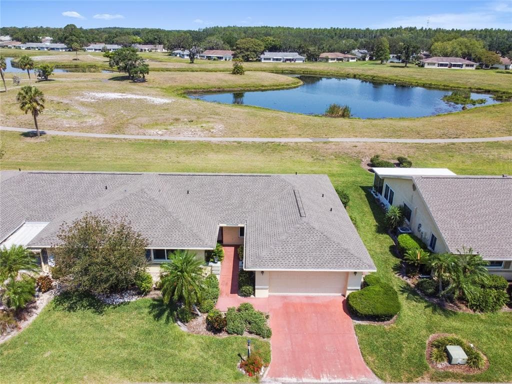 1335 IDLEWOOD DRIVE UNIT 34 SUN CITY CENTER, FL 33573