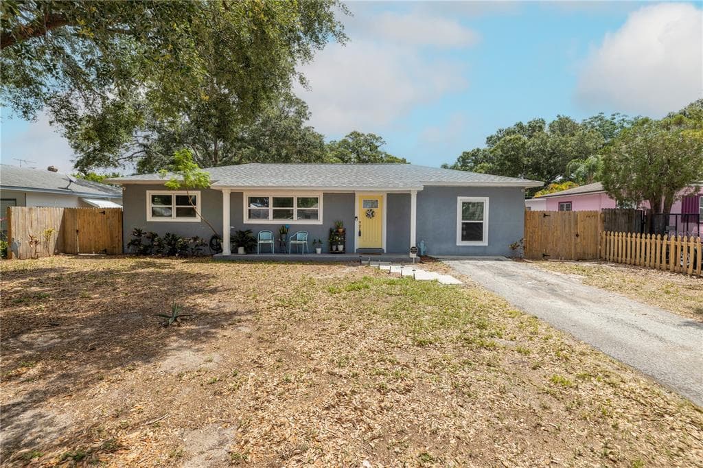 1513 S JEFFERSON AVENUE CLEARWATER, FL 33756