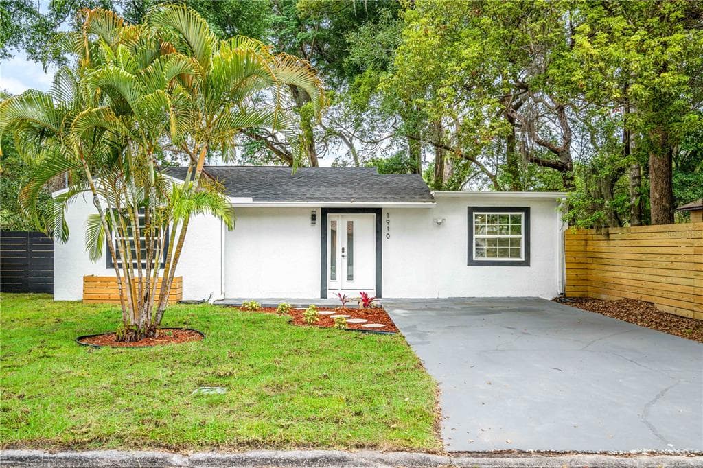 1910 E WILDER AVENUE TAMPA, FL 33610