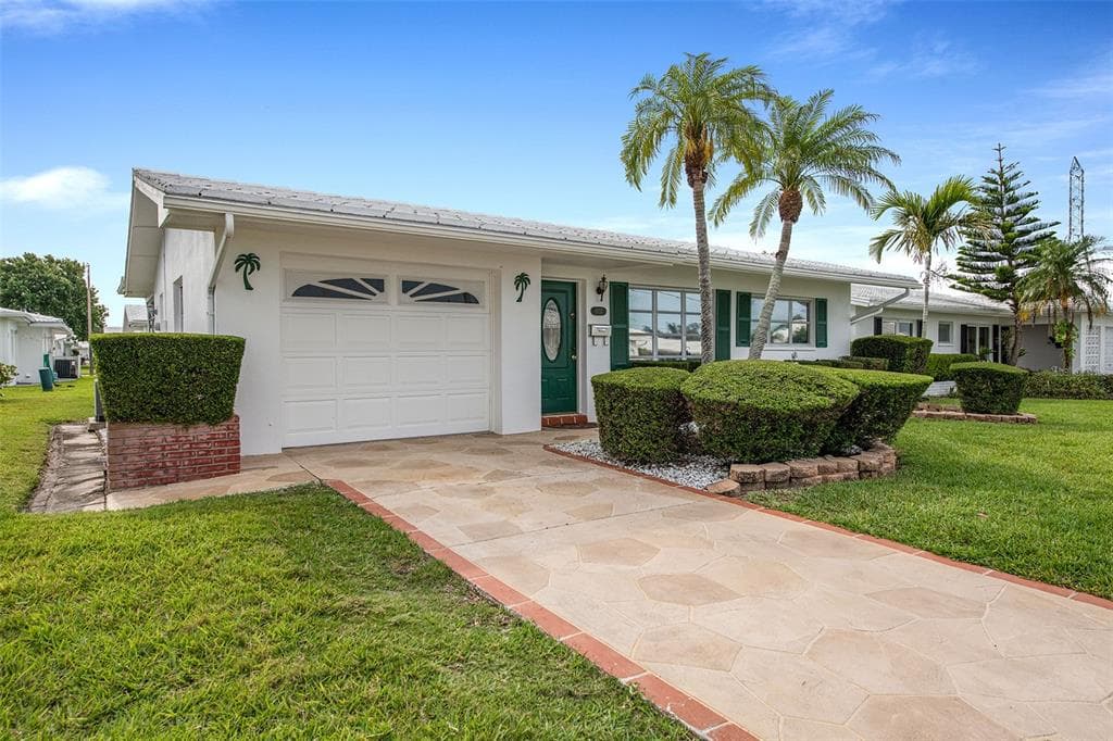 9757 37TH STREET N PINELLAS PARK, FL 33782