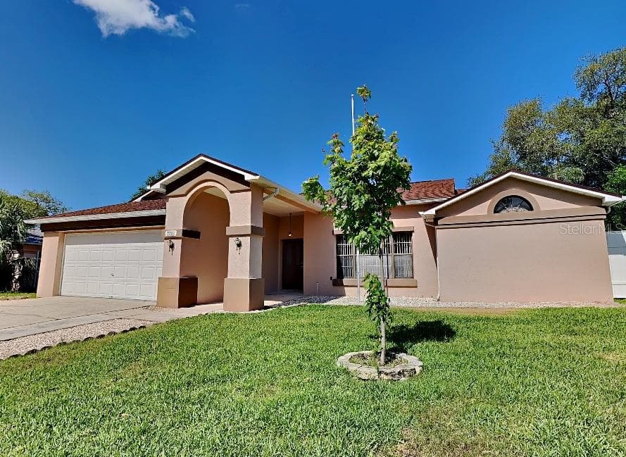 7351 STAGHORN DRIVE SPRING HILL, FL 34607