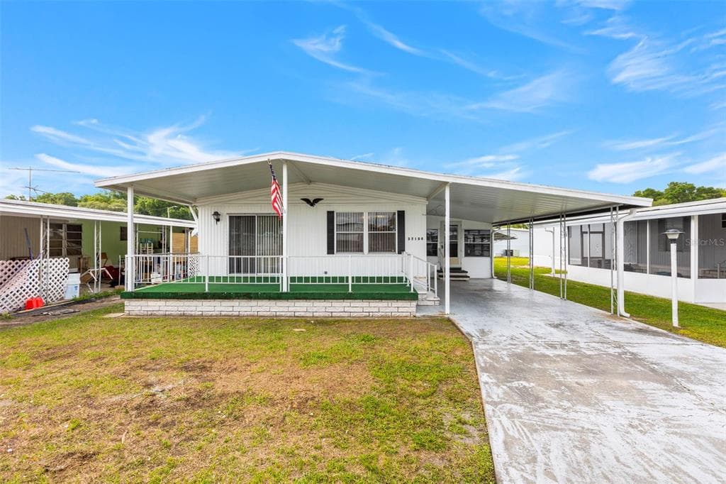 37104 SANDRA AVENUE ZEPHYRHILLS, FL 33542