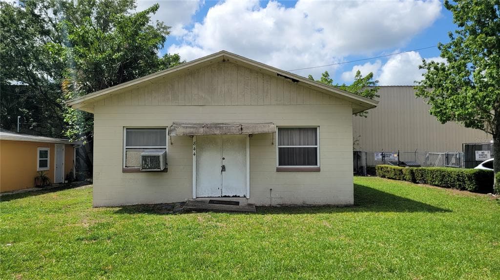 844 KLONDIKE AVENUE