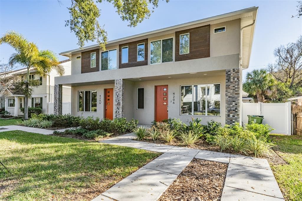 4206 W NORTH B STREET UNIT 2 TAMPA, FL 33609