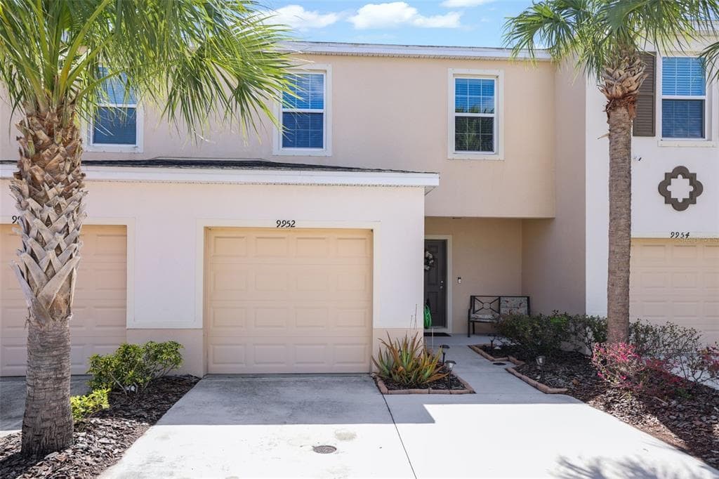 9952 HOUND CHASE DRIVE