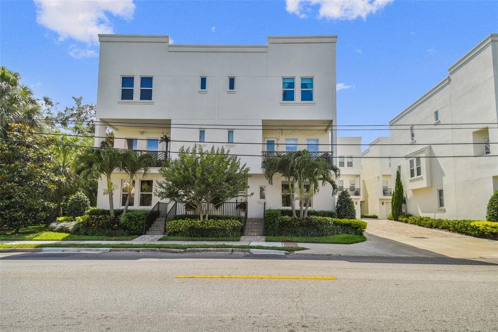 3505 S MACDILL AVENUE UNIT 9 TAMPA, FL 33629