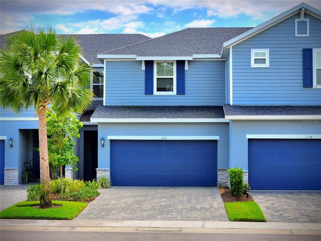 1122 ARBOUR VERDE COURT