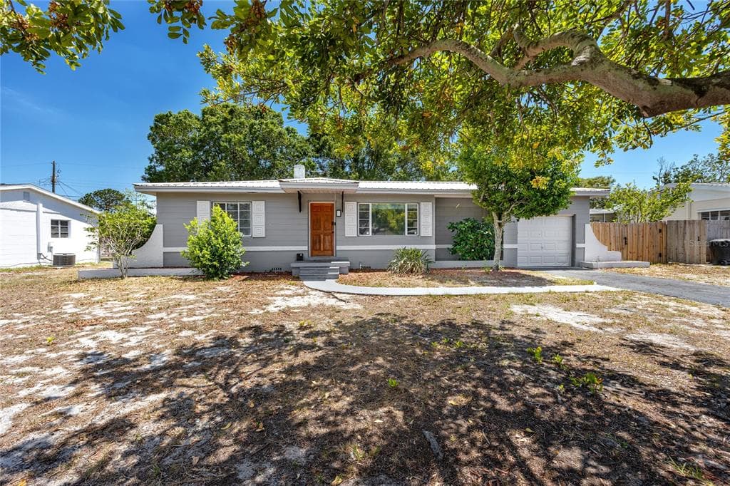 4400 25TH AVENUE N ST PETERSBURG, FL 33713