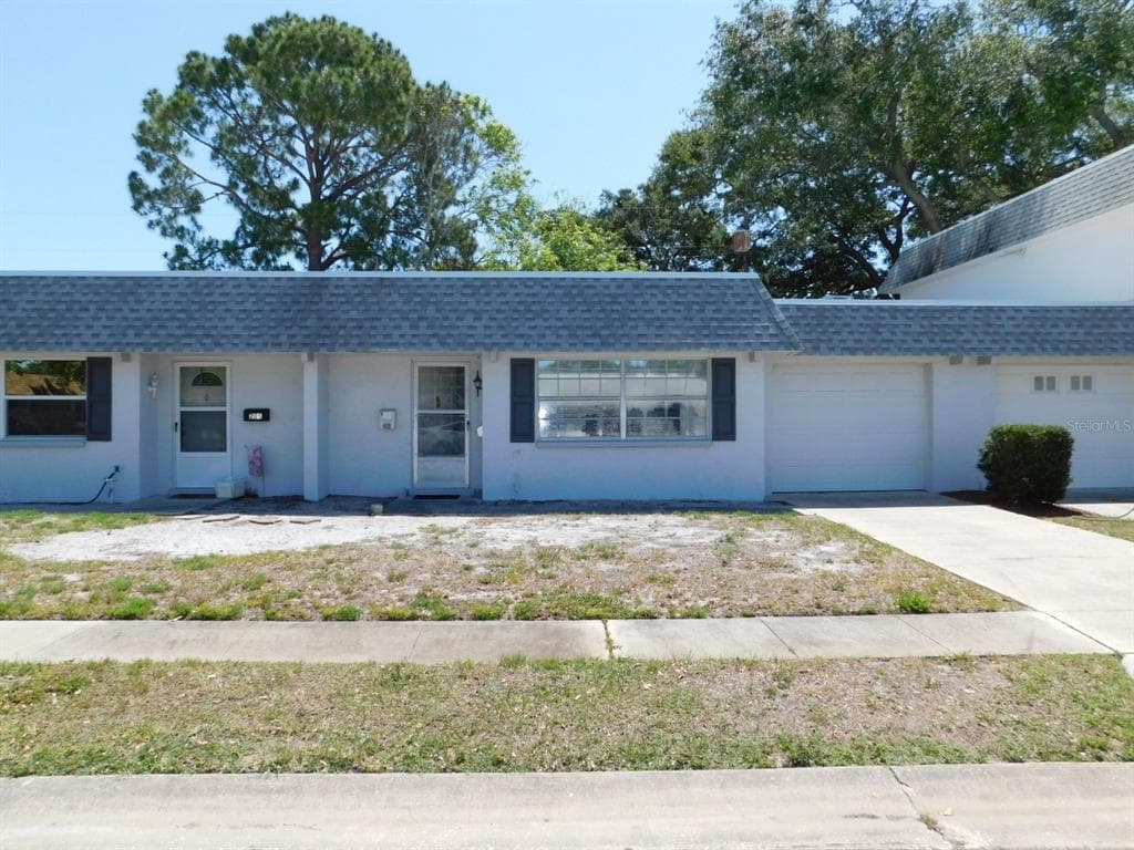 204 MINDY DRIVE UNIT 204 LARGO, FL 33771