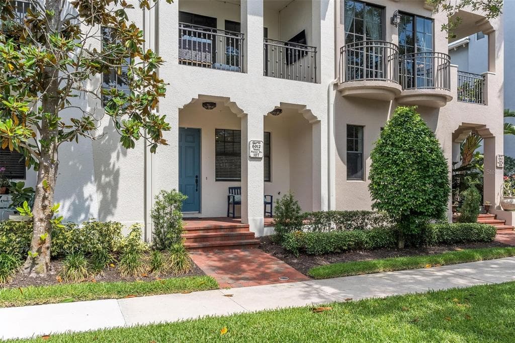 6012 YEATS MANOR DRIVE UNIT 107 TAMPA, FL 33616