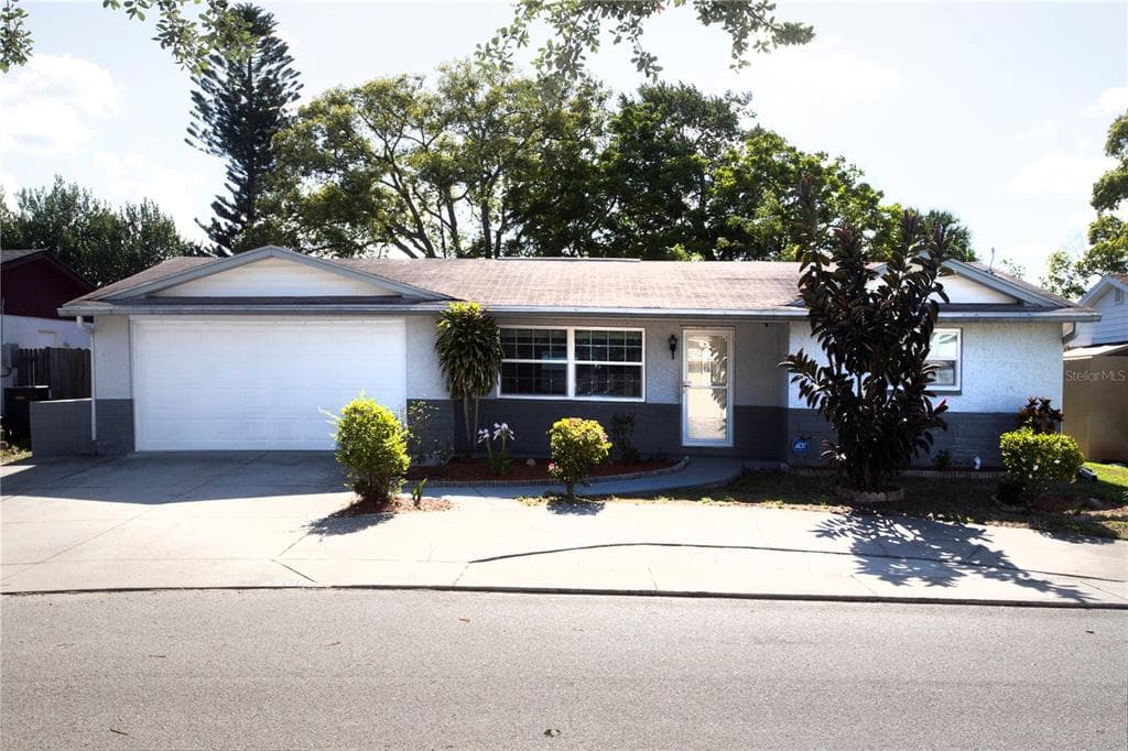 8900 WINDSONG LANE PORT RICHEY, FL 34668