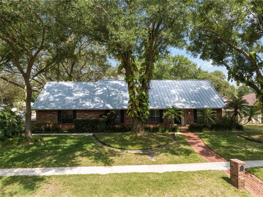 11303 SUNCREEK PLACE
