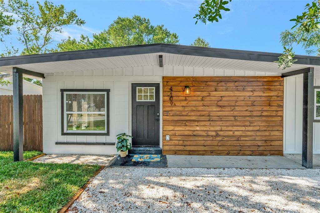 4109 W MONTGOMERY TERRACE TAMPA, FL 33616
