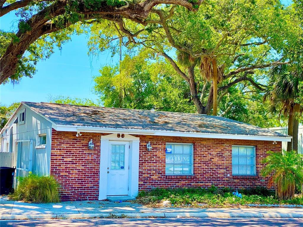 714 N FORT HARRISON AVENUE CLEARWATER, FL 33755