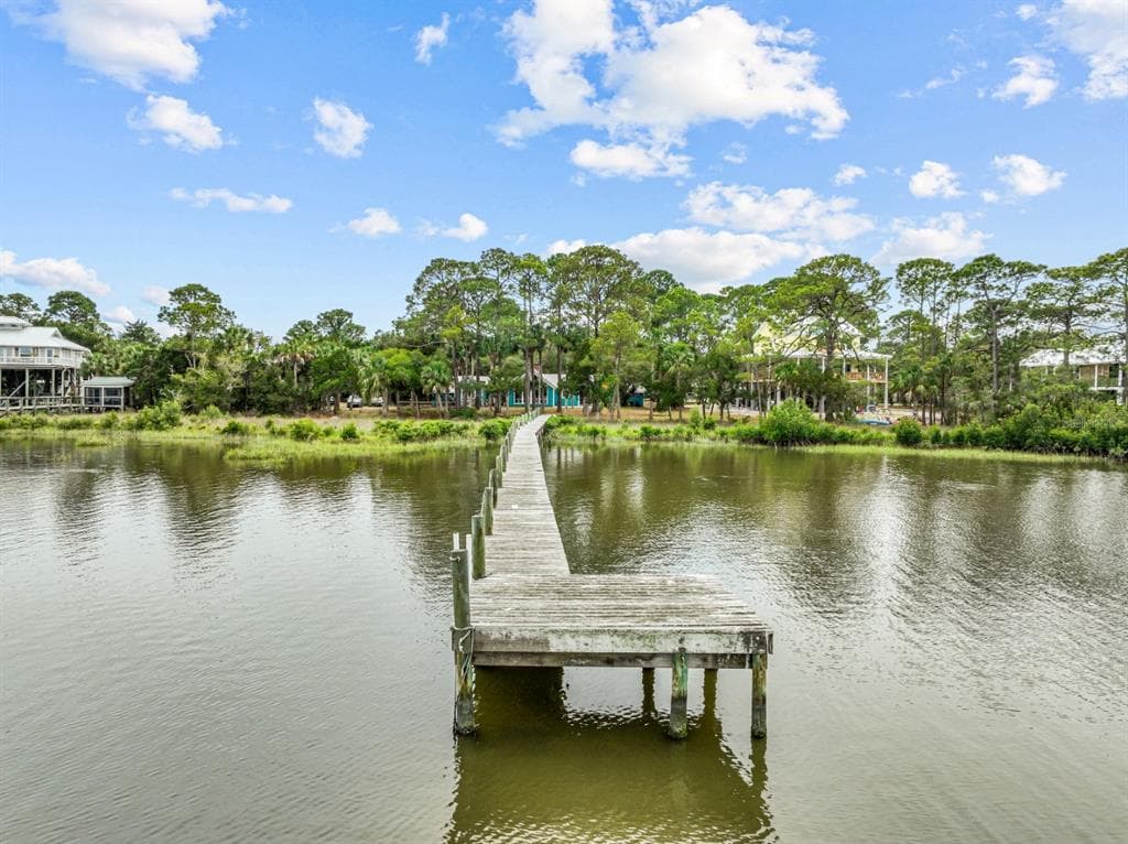 15651 SUNSET POINT DRIVE CEDAR KEY, FL 32625