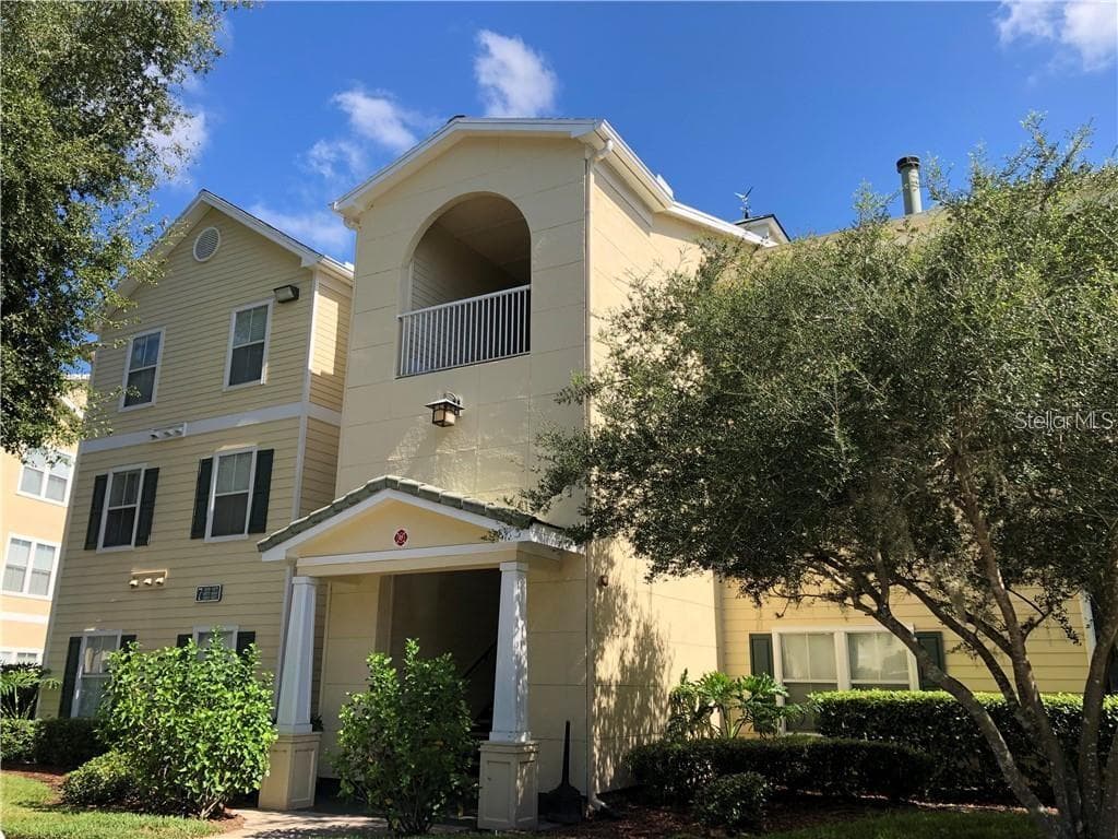 18267 BRIDLE CLUB DR TAMPA, FL 33647