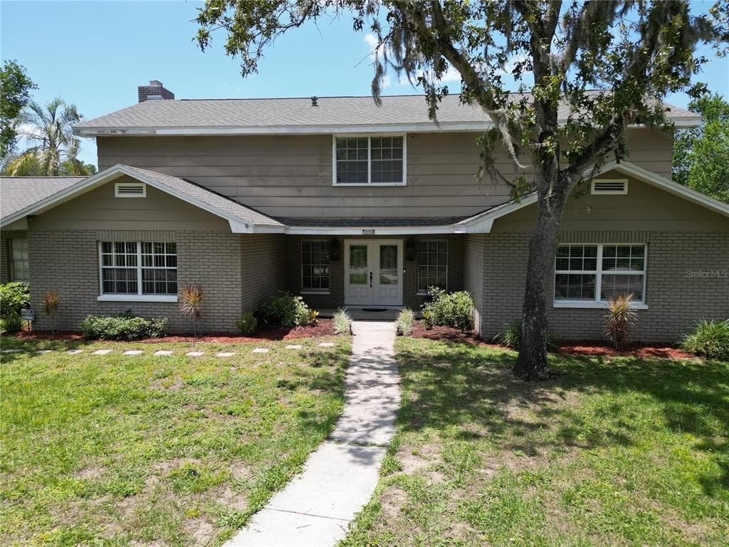 1302 ESTATEWOOD DRIVE BRANDON, FL 33510