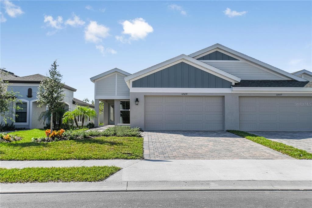 12439 OAK HILL WAY PARRISH, FL 34219