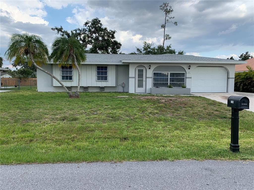 2258 LEE TERRACE PORT CHARLOTTE, FL 33952