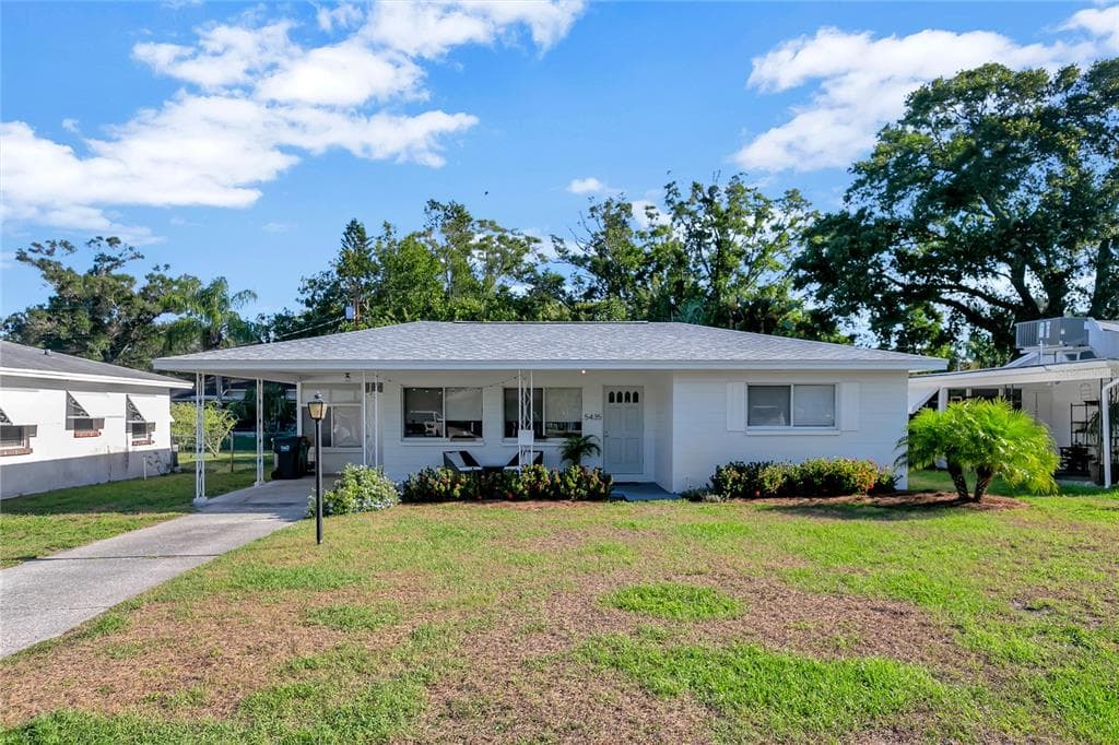 5435 49TH AVENUE N ST PETERSBURG, FL 33709