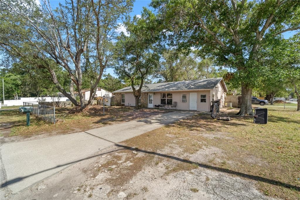 3894 56TH AVENUE N ST PETERSBURG, FL 33714