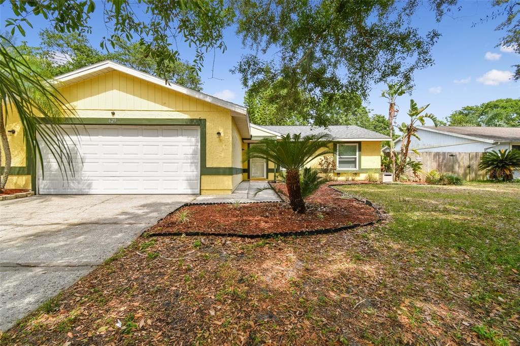 629 TIMBER BAY CIRCLE W OLDSMAR, FL 34677