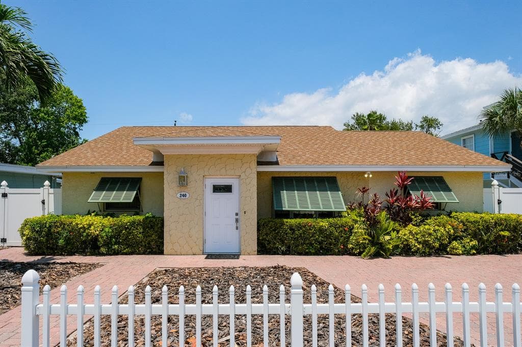 240 43RD AVENUE ST PETE BEACH, FL 33706