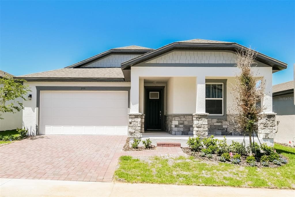 2331 RAVEN RIDGE ROAD MINNEOLA, FL 34715