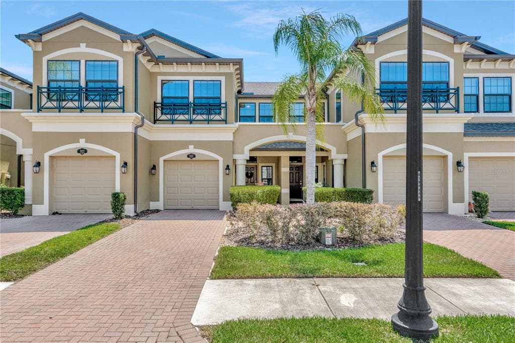 1928 LAKE WATERS PLACE LUTZ, FL 33558