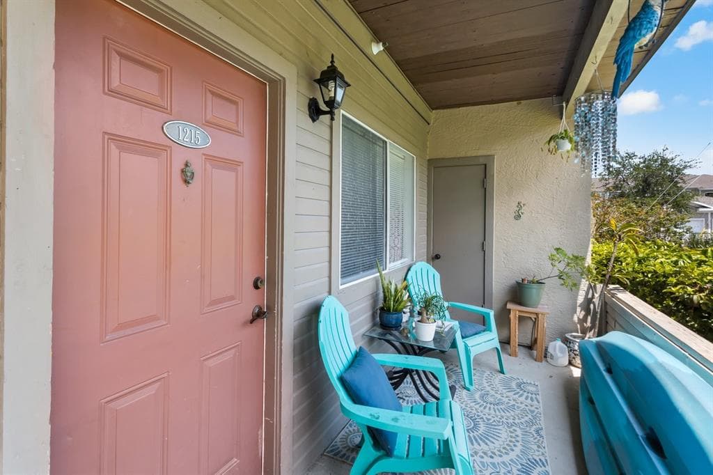 10265 GANDY BOULEVARD N UNIT 1215 ST PETERSBURG, FL 33702
