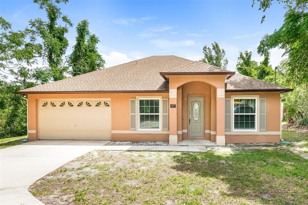 927 WESTLINE AVENUE DELTONA, FL 32725