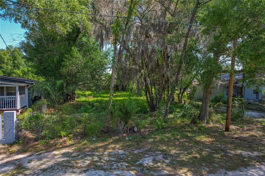 3422 E POWHATAN TAMPA, FL 33610