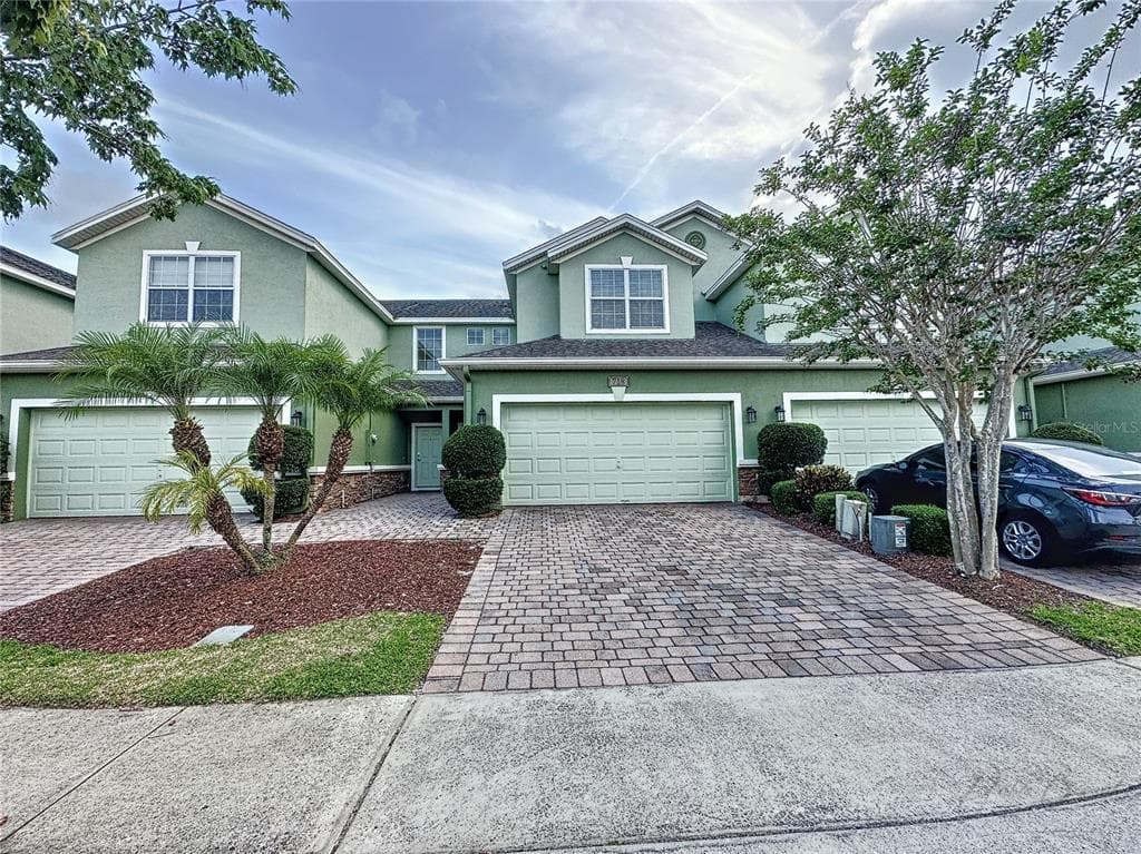 718 TERRACE SPRING DRIVE ORLANDO, FL 32828