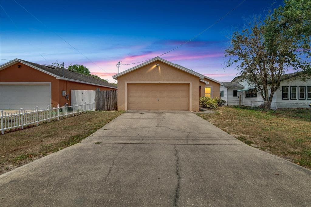 2532 BURNS STREET LAKELAND, FL 33801