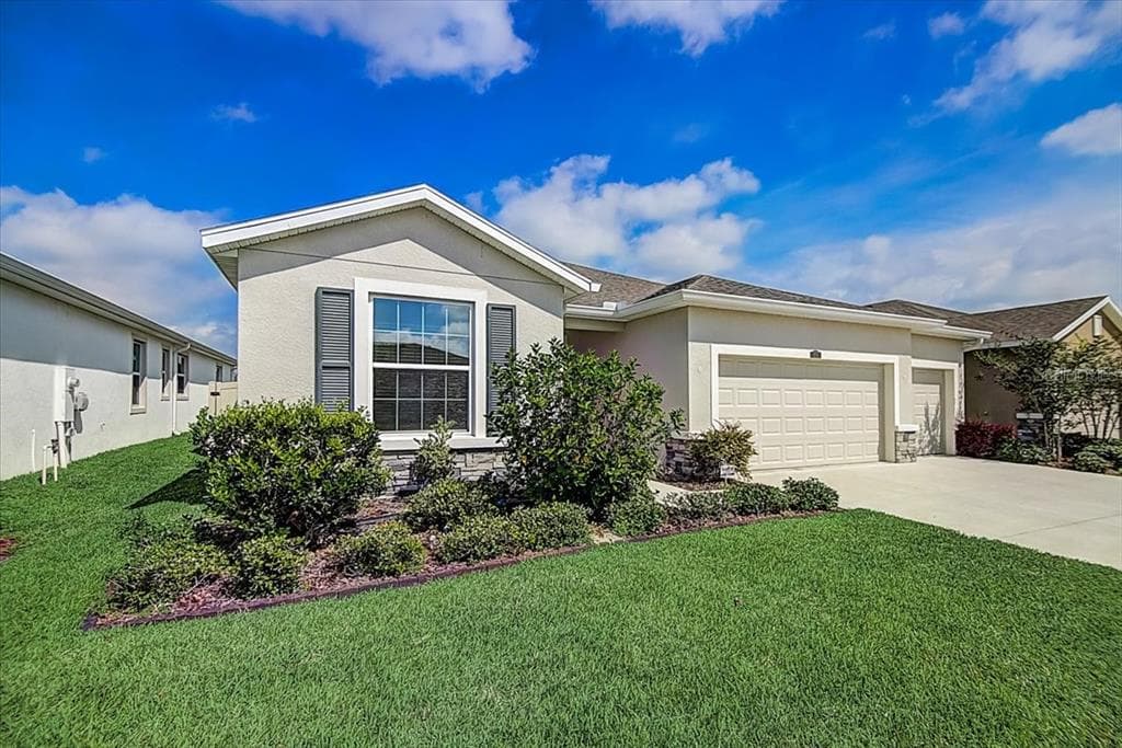 1717 BERING ROAD WESLEY CHAPEL, FL 33543